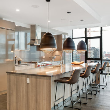 Luxury Chicago Penthouse Perfect for Entertaining