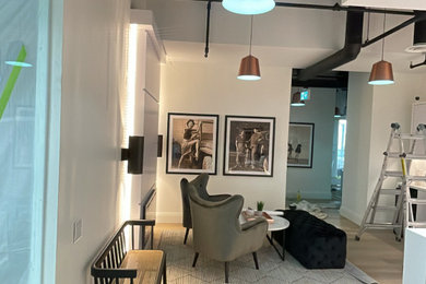 Example of a hallway design in Toronto