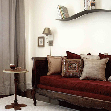 Neo-Classical Modern Apartment - DC - Den