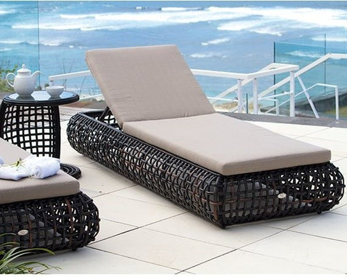 Outdoor Chaise Lounges