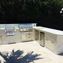 outdoor kitchen