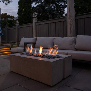 Modern Pool, Privacy Fence & Outdoor Living Retreat