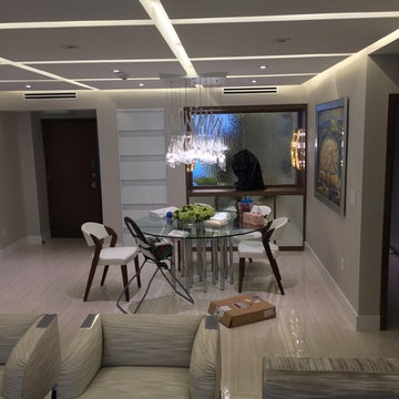 CLEAR HAND BLOWN GLASS PENDANT CHANDELIER, GLORY by GALILEE LIGHTING