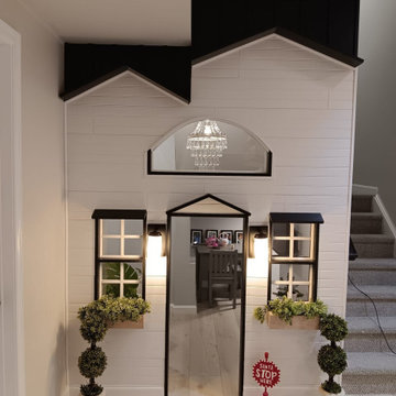 Columbia  Child Play House