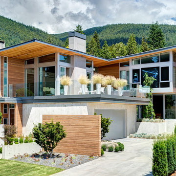 Garden Wall Residence