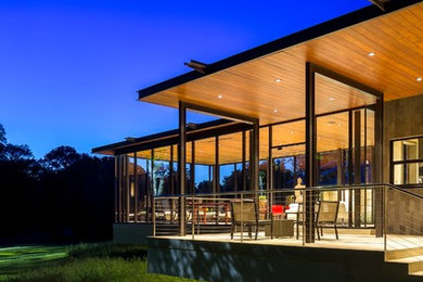 Example of a mid-sized minimalist exterior home design in Dallas