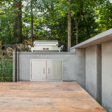 Outdoor Kitchen & Post Box