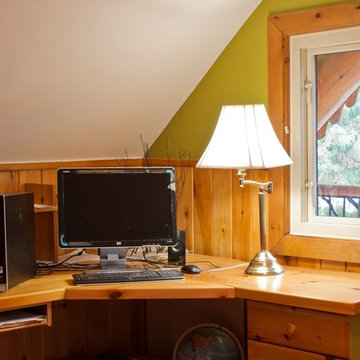 Beautiful Country Log Home