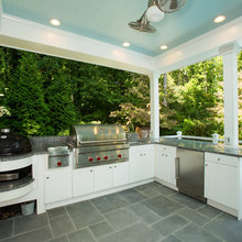 Outdoor Kitchen