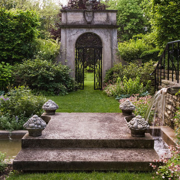 Gate to Stroll Garden