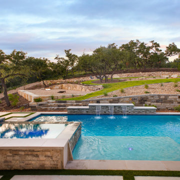 Modern: 4,950 ft², 4 BR/4 BA/2 ST home