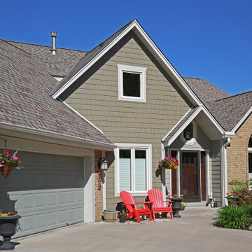 Shake sided gable