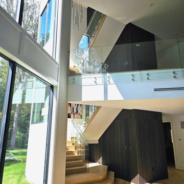Project #129 | Modern White Oak Staircase with Slanted Risers