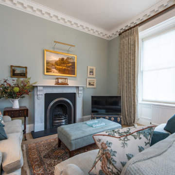 4-Bed [Period] Edinburgh Apartment