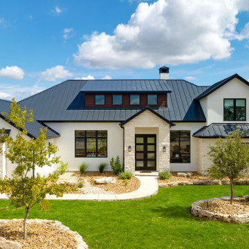 Custom Home in Canyon Lake, TX
