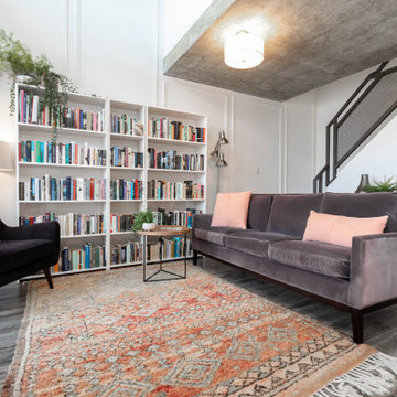 Stunning 2-Storey Loft in Boutique King West Building!