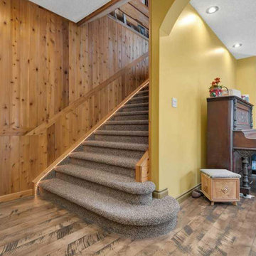 Bindloss Log Home & Getaway Cabin