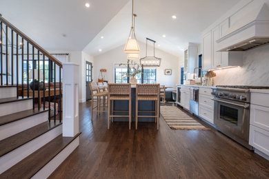 Inspiration for a transitional kitchen remodel in San Francisco