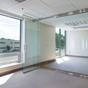 Frameless Office & Conference Rooms
