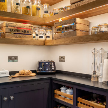 BESPOKE COUNTRY KITCHEN EXTENSION, BILLINGSHURST, WEST SUSSEX