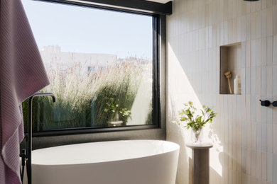 Inspiration for a contemporary bathroom remodel in San Francisco