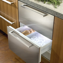 Sub-Zero 27" Built-in Double Drawer Refrigerator/freezer, Custom Panel | 700BC - Products