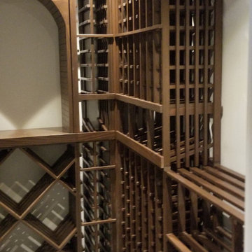 Traditional Design Custom Wine Room Using Wooden Wine Racks