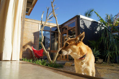 Inspiration for a beach style home design in Central Coast.