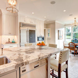 Broadmoor Kitchen with Beverly Bradshaw Interiors - Kitchen Cabinetry