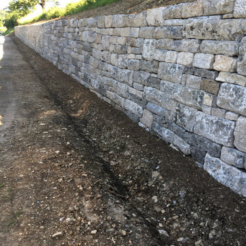 Trockenmauer in Muschelkalk