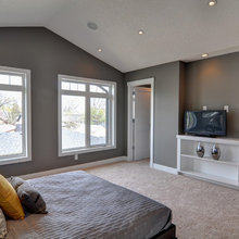 Idea for one of the guest rooms so I could use it as an office to store