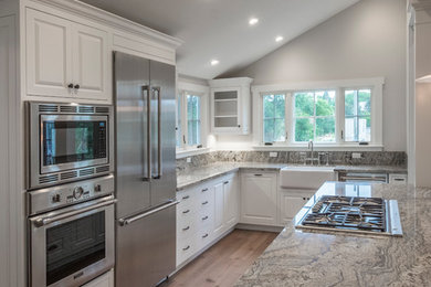 Trendy kitchen photo in San Francisco