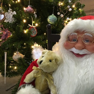 Christmas Interiors - Christmas Decorations - London