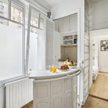 Glimpse of Parisian life through the windows
