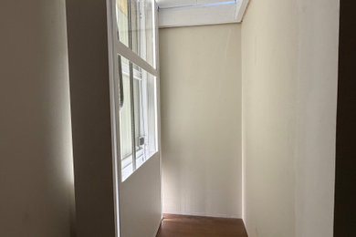 Hallway - hallway idea in Chicago