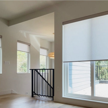 Motorized Roller Shades for Sliding Glass Doors | Amazing Blinds by Armi