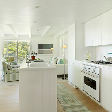 Modern in Maine