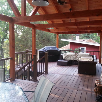 Hartland, WI - Custom Composite Deck
