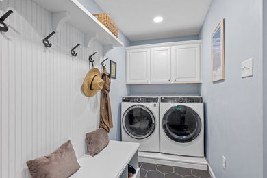 Example of a laundry room design in Boston