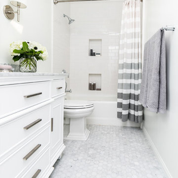 Coastal Cottage Bathroom