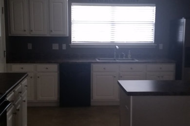 Example of an arts and crafts kitchen design in Miami