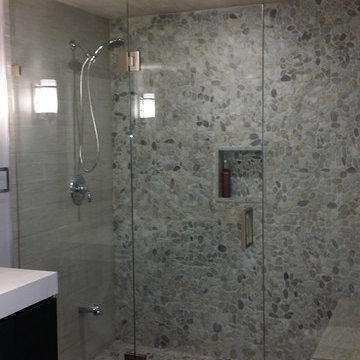 Inline 3 panel Glass shower enclosure