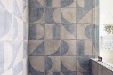 Inspiration for a transitional bathroom remodel in Miami