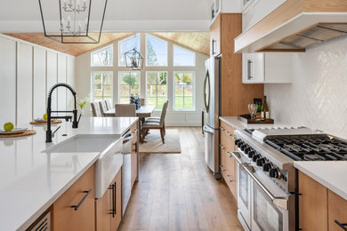 Example of a country kitchen design in Baltimore