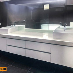 White Lacquer Cabinets for A Melbourne Villa - Bath Products