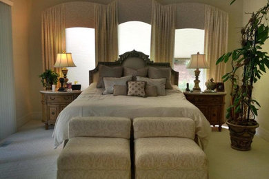 Inspiration for a traditional bedroom in Raleigh.