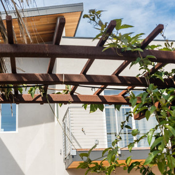 Pleasure Point Contemporary Renovation