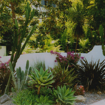 SPANISH INSPIRED COURTYARD 8