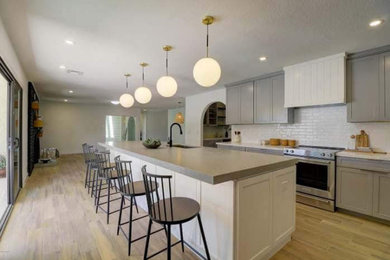 Example of a trendy kitchen design in Phoenix