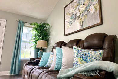 Home design - cottage home design idea in Atlanta